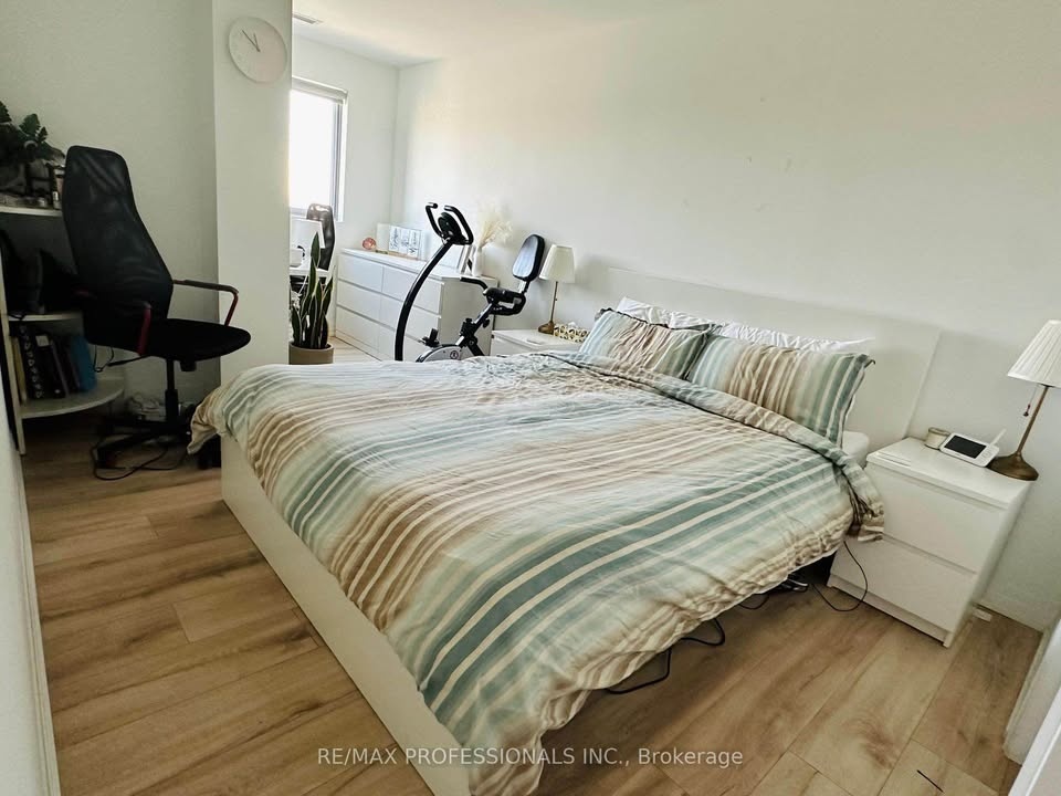 2 Beds 2 Baths - Apartment - photo 5