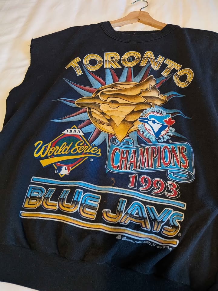 Vintage Toronto Blue Jays Cut Off Sweatshirt - photo 4