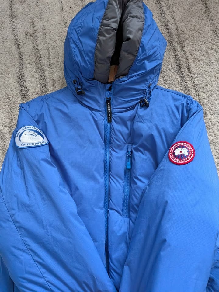 Canada Goose Lodge PBI Hoody Jacket - Medium - photo 4