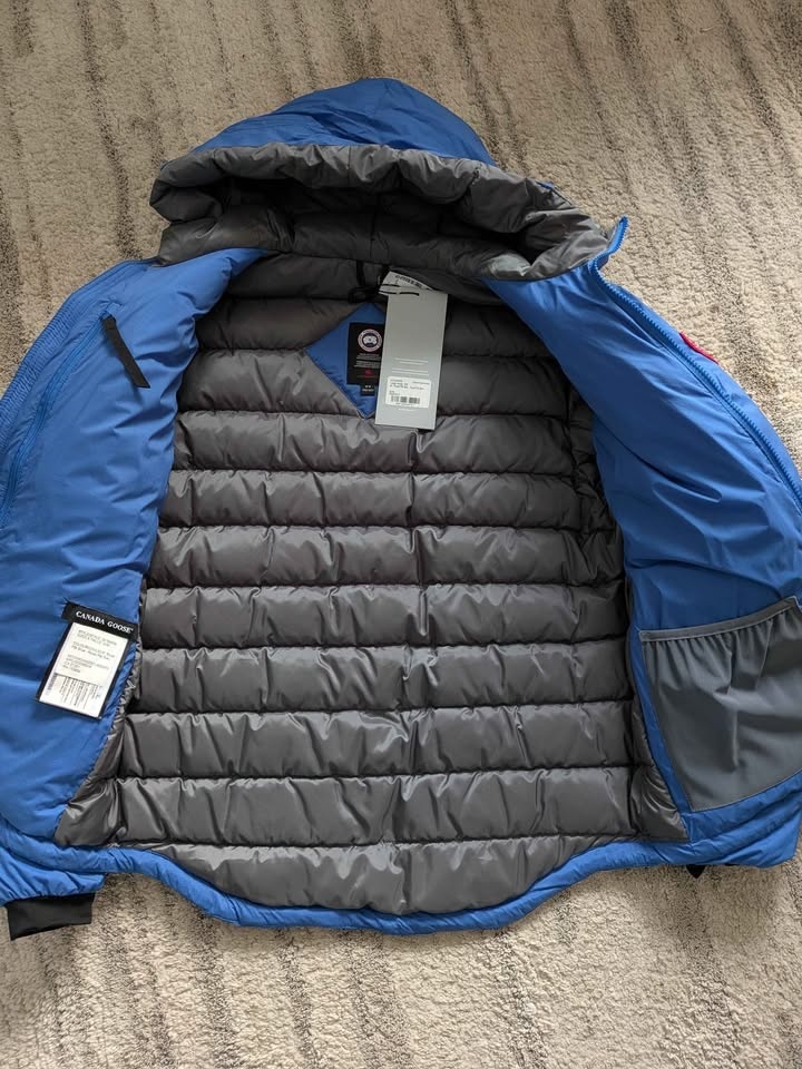 Canada Goose Lodge PBI Hoody Jacket - Medium - photo 5