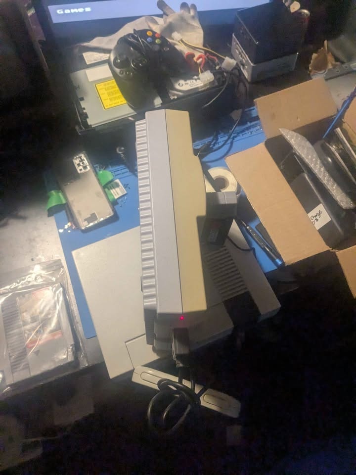 Super Nintendo with Preloaded Super Cart - photo 2