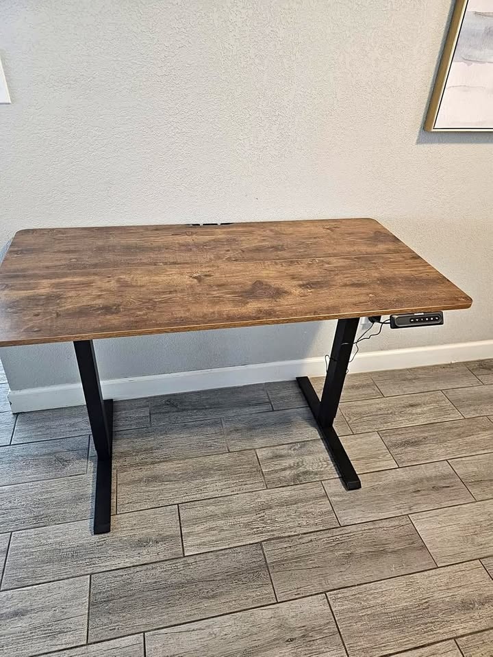 Electric Standing Desk