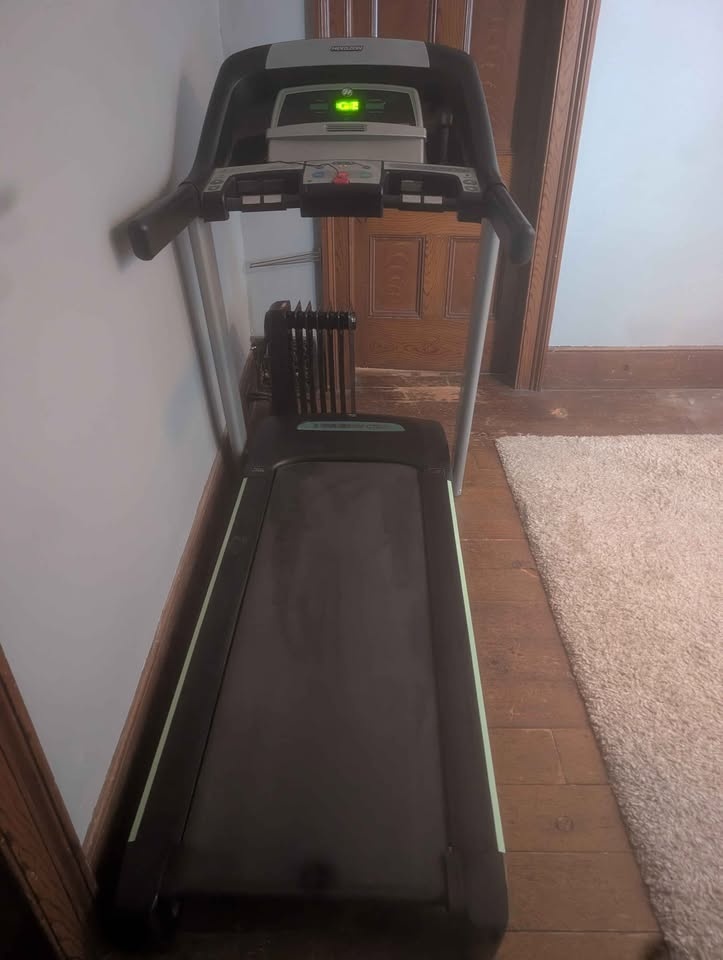 Horizon CT5.3 Treadmill - photo 4