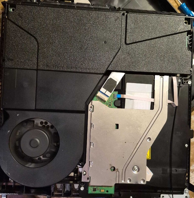 Modded Jailbroken PS4 w controller, + 1TB+500GB, Firmware 11 - photo 3