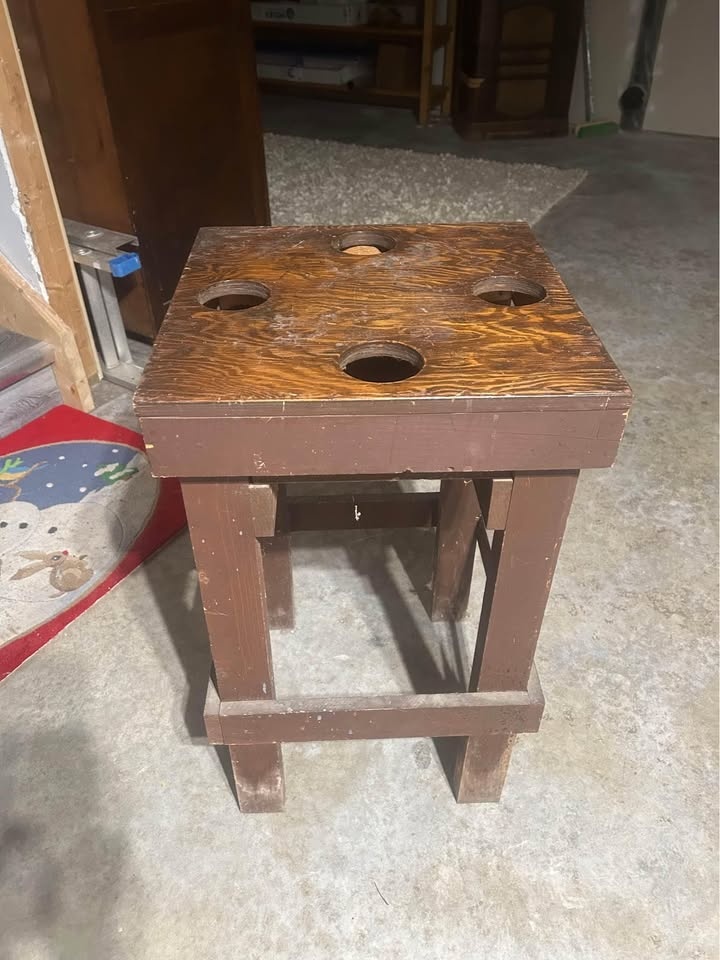 Beverage table/Plant table - photo 3