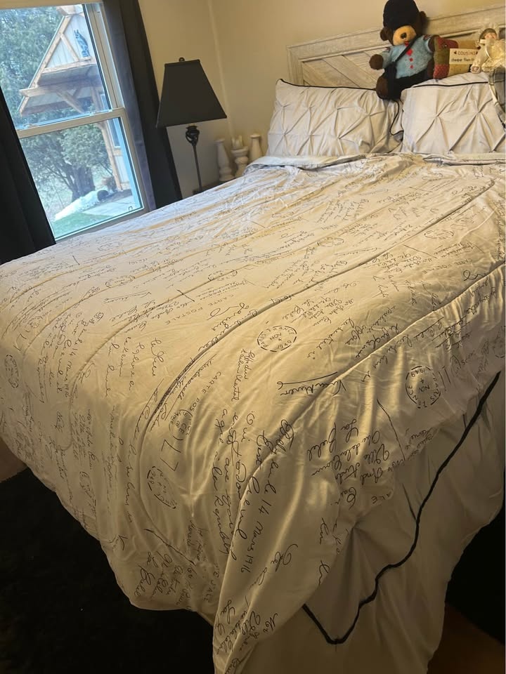 Queen Comforter Set - Paris Theme - photo 2