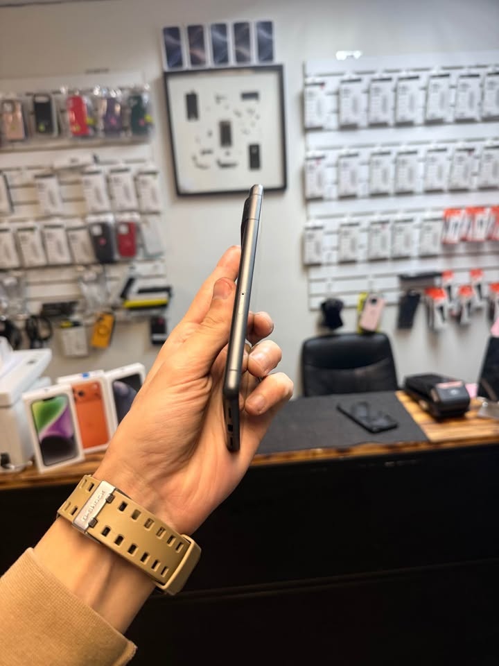 Pixel 7 128 GB Unlocked - photo 3