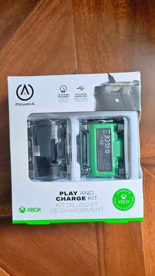 Xbox Play & Charge Kit by PowerA