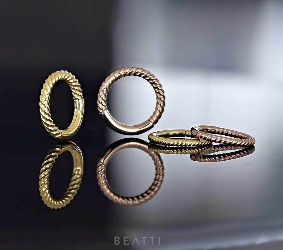 Tiny Twisted Rope Cartilage Clicker Helix Hoop 18G/6mm