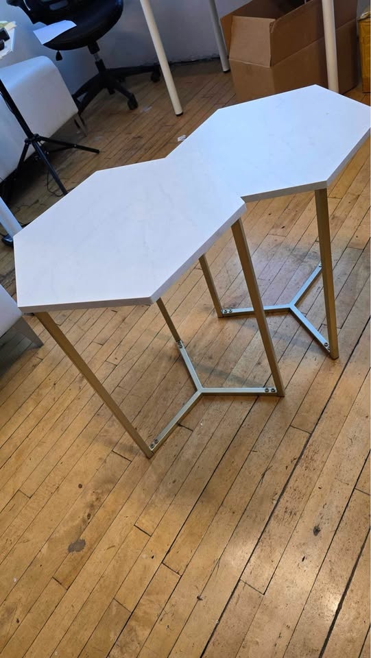 Walker Edison Hexagon Wood Tables, Set of 2 - faux white marble/ - photo 3