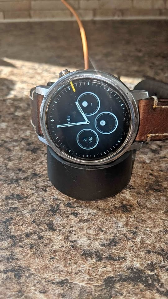 Moto 360 second gen