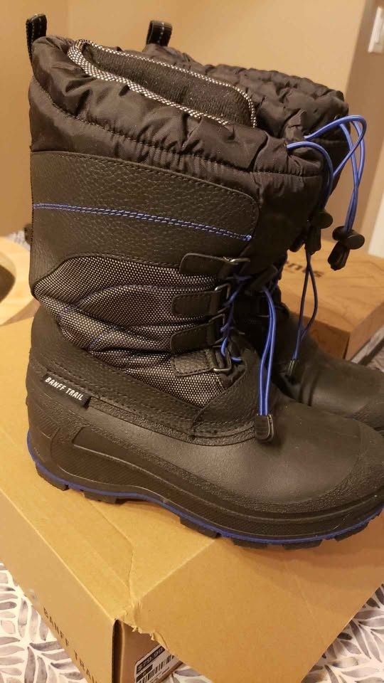 Kids Winter Boots Size 6 - photo 3