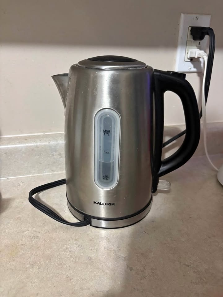 Hamilton Beach Electric Kettle