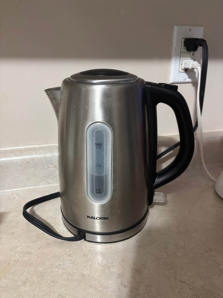 Hamilton Beach Electric Kettle - photo 2