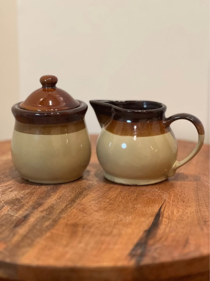 Vintage Stoneware 3 Tone Brown Sugar & Creamer Set - photo 2