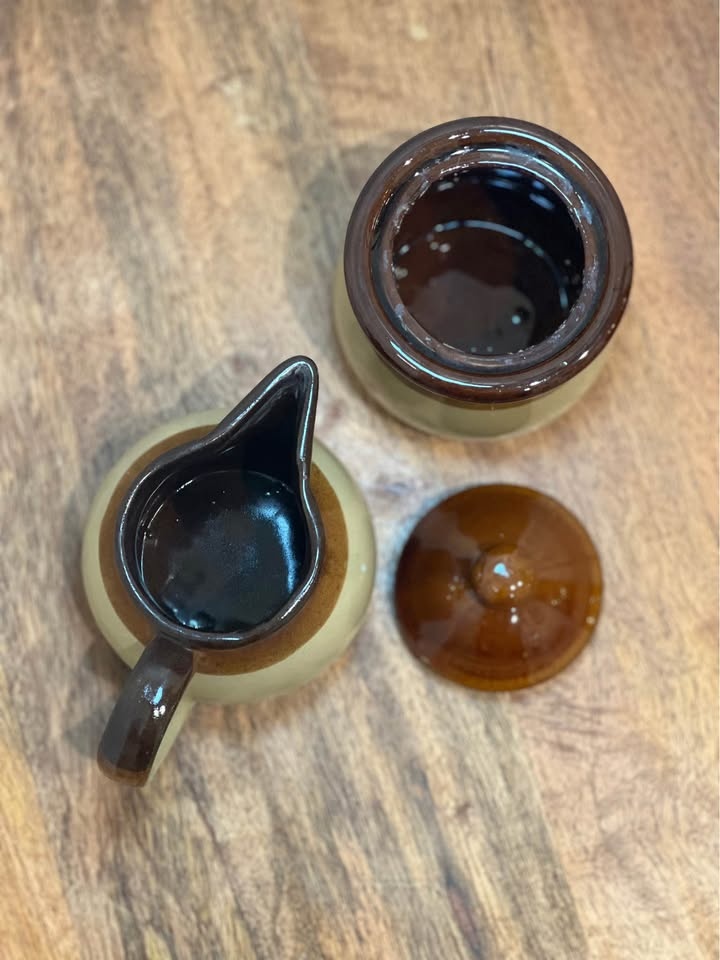 Vintage Stoneware 3 Tone Brown Sugar & Creamer Set - photo 5