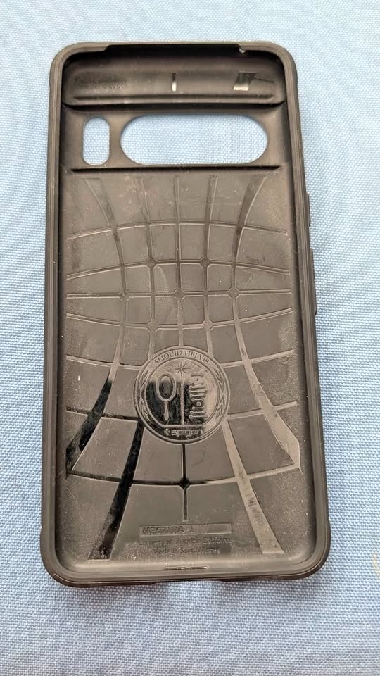 Google Pixel 8 Pro Spigen Case