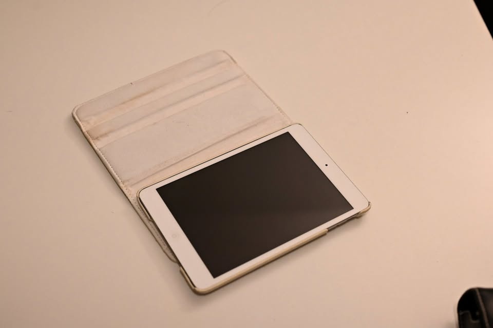iPad Mini (1st Generation) - Comes with a Case