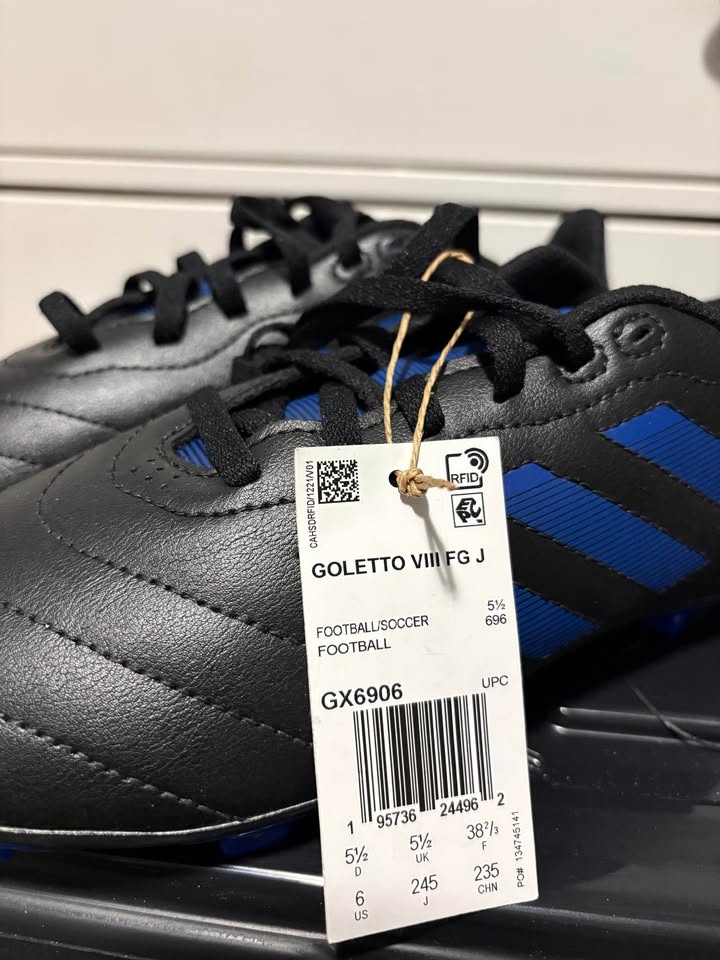 Adidas Soccer Cleats - Size 6Y - photo 5