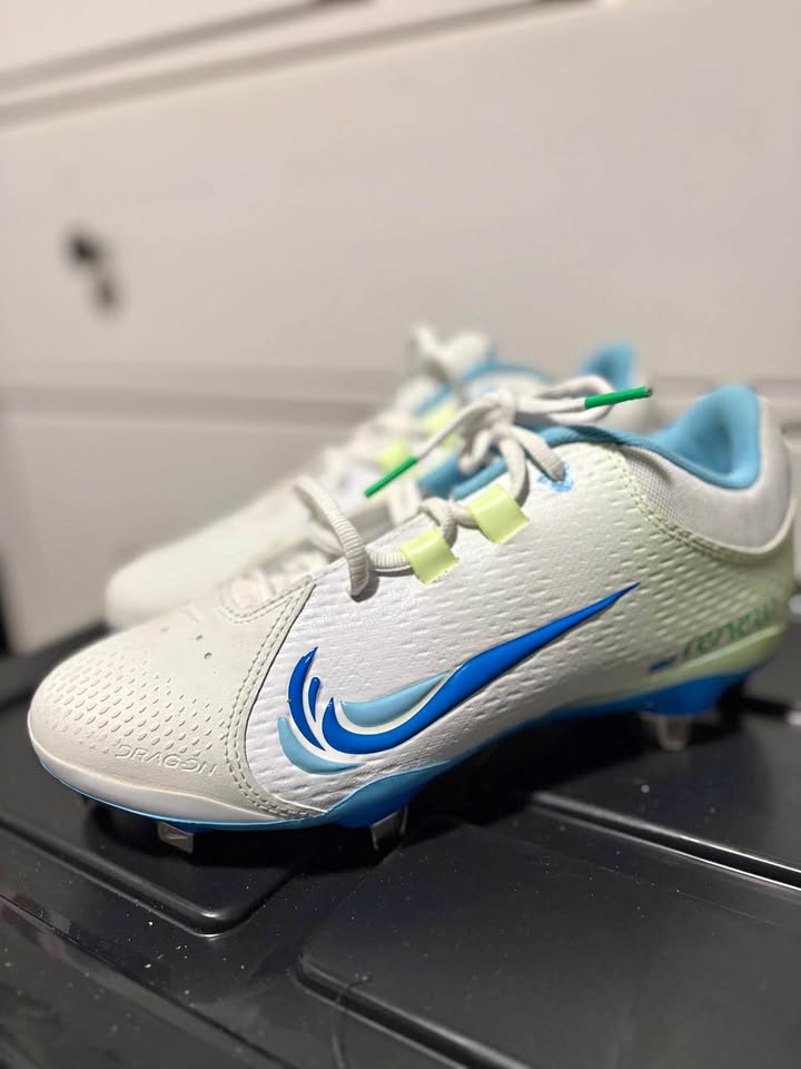 Nike Baseball Cleats - Men's Size 7.5 & 8.5