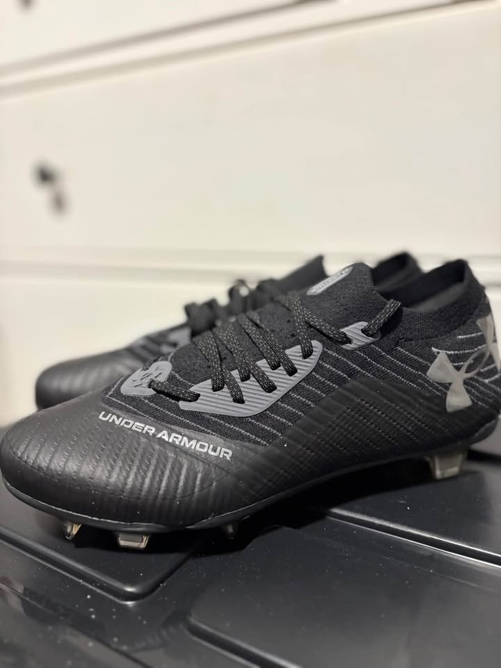 Under Armour Soccer Cleats - photo 2