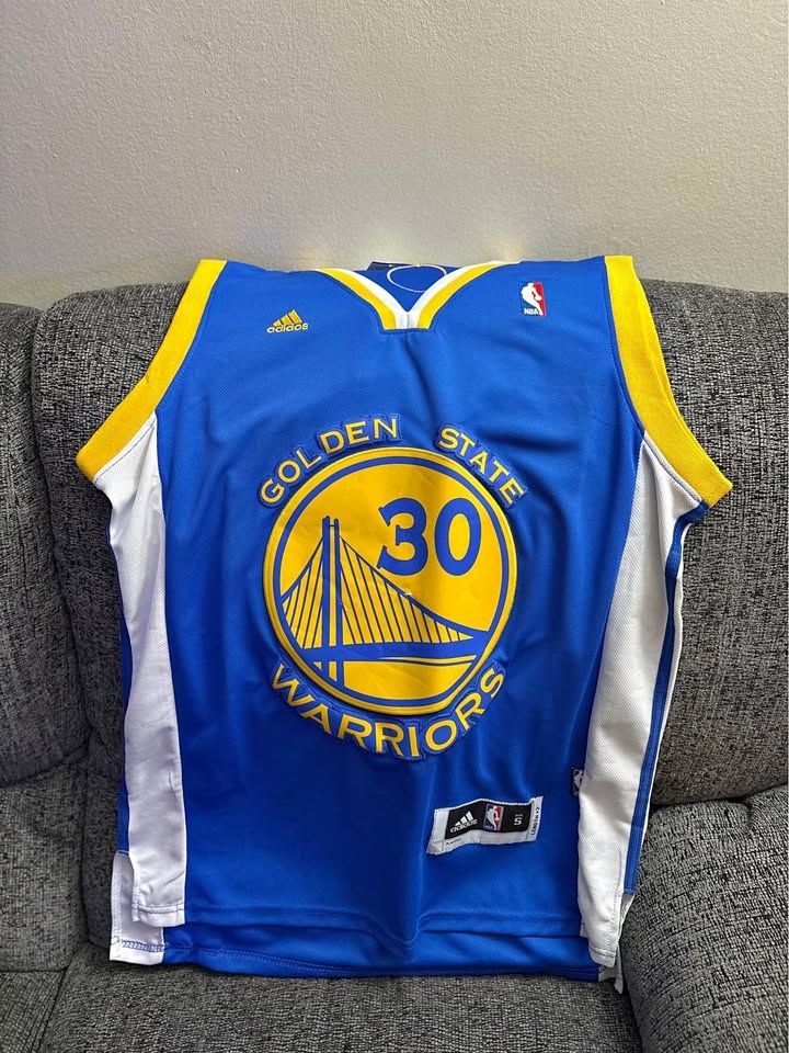Adidas Golden State Warriors Jersey #30 Size S Curry