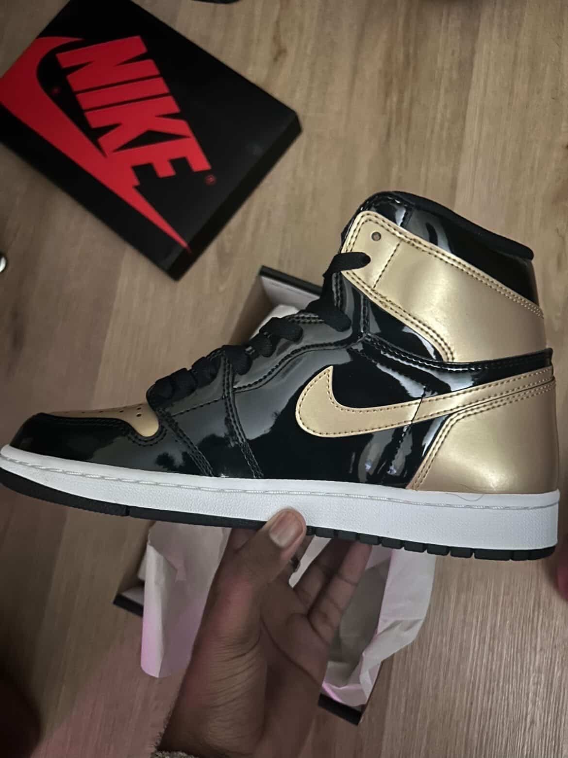 Nike Air Jordan 1 Retro High OG NRG Gold Black White Mens 8.5