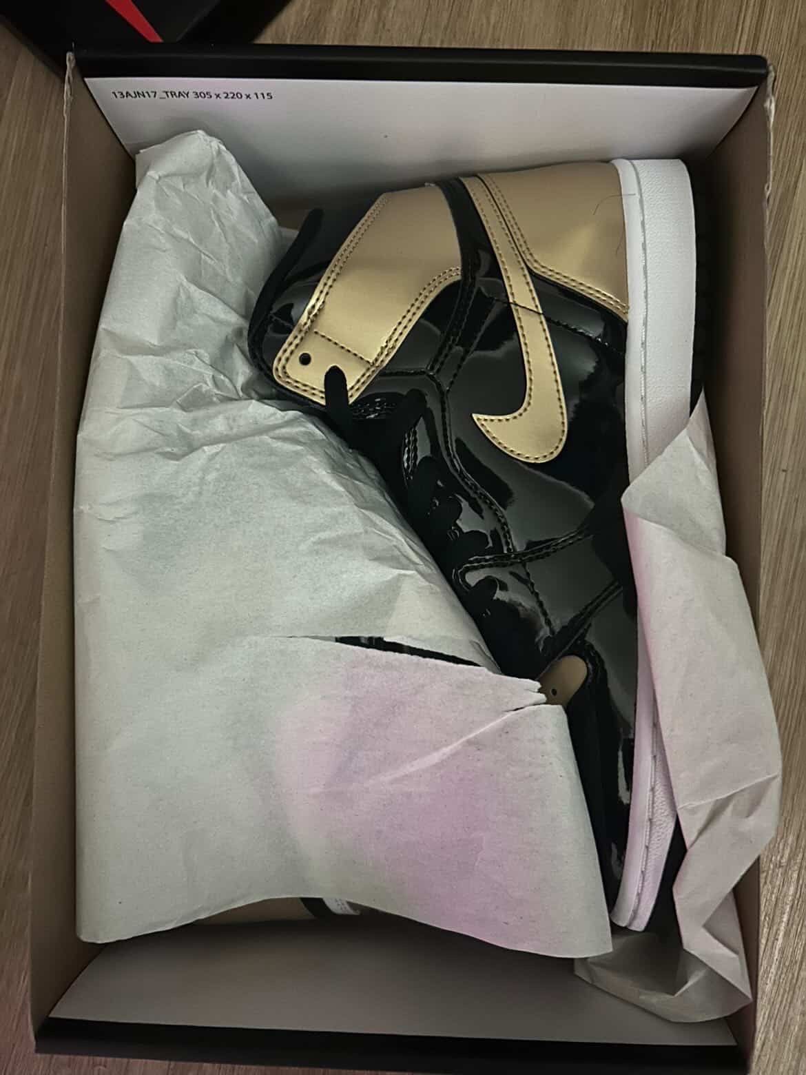 Nike Air Jordan 1 Retro High OG NRG Gold Black White Mens 8.5 - photo 2