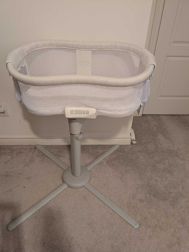 Halo BassiNest Premiere Swivel Sleeper - photo 2