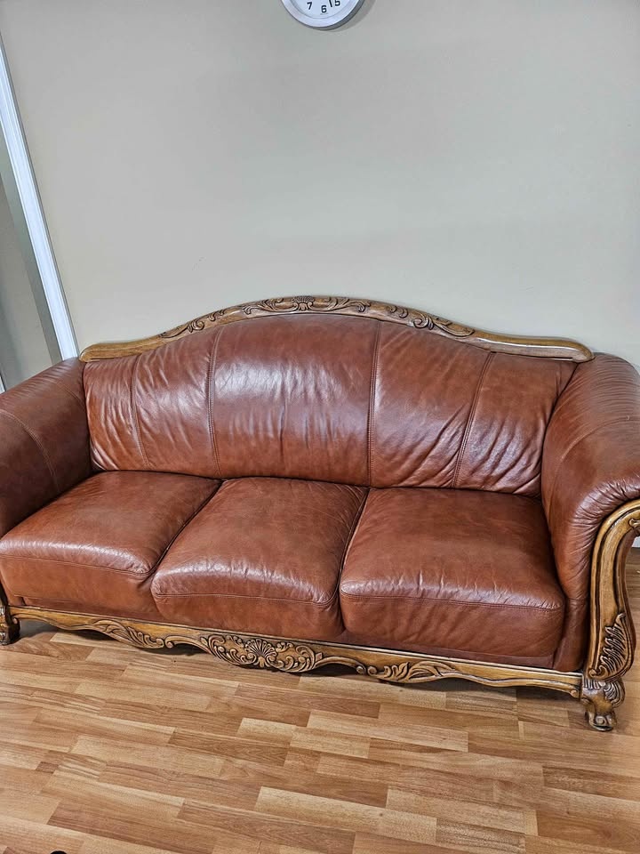 High Quality Leather Sofa Set
