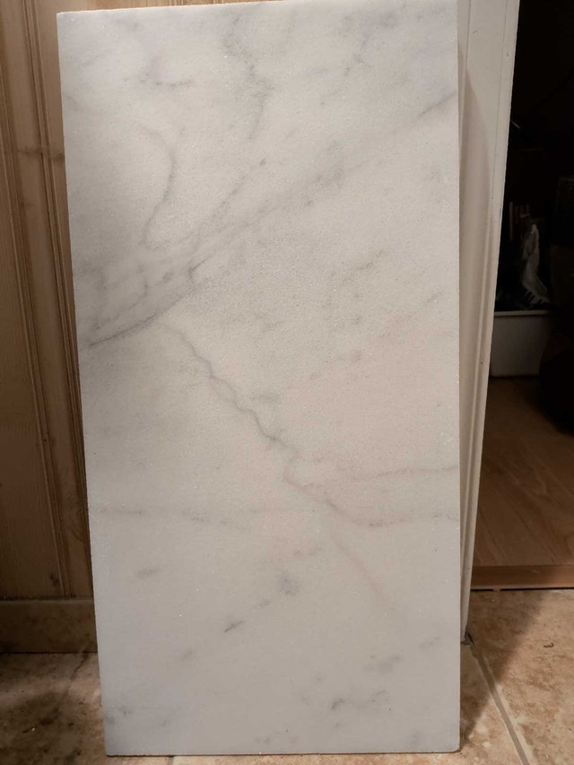 3 Pieces of Carrera Marble Tile - photo 3