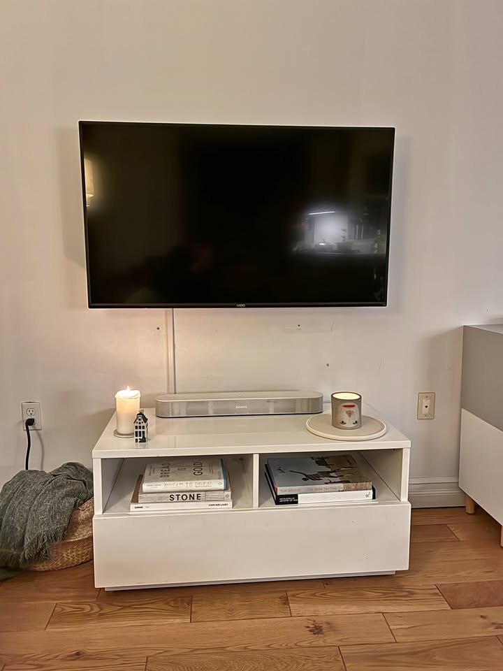 CB2 White High-Gloss Media Console TV Stand - photo 2