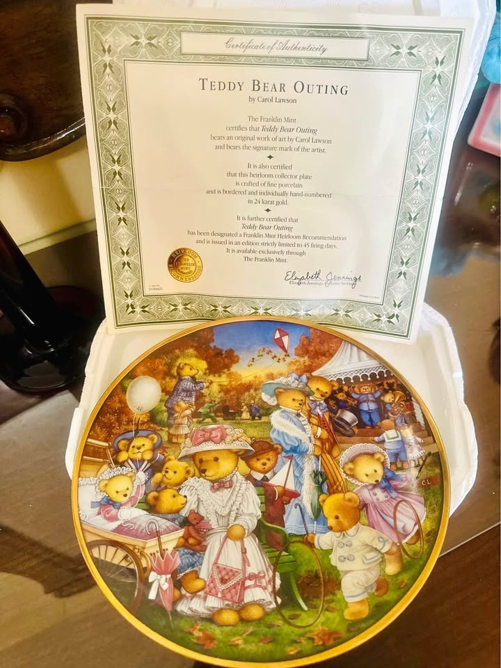 Vintage Carl Lawson Teddy Bear Outing Limited Edition Plate w/ C