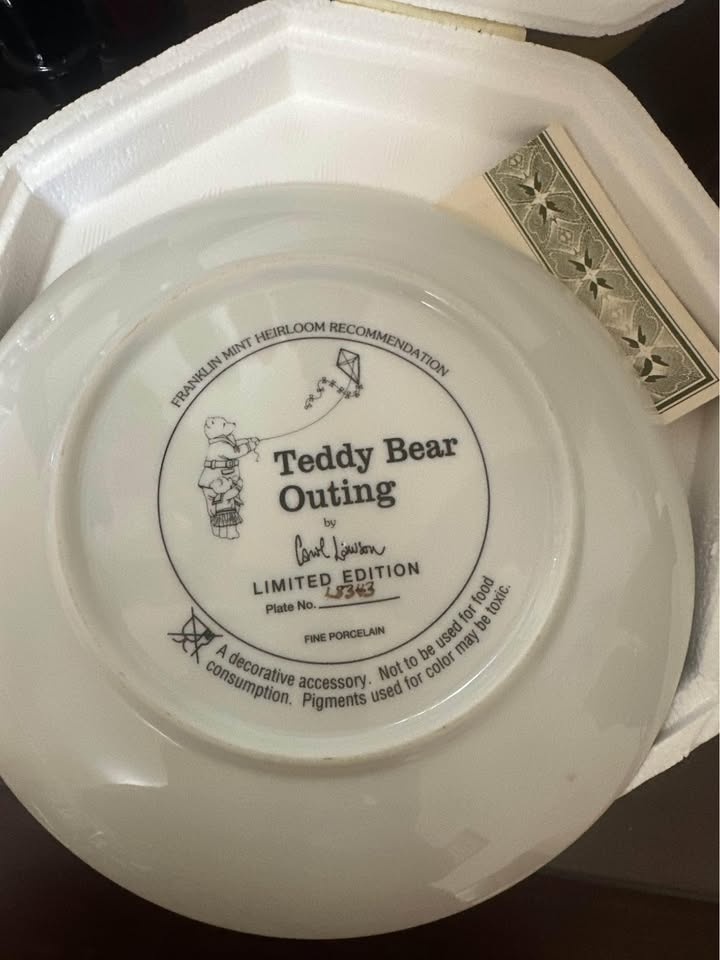 Vintage Carl Lawson Teddy Bear Outing Limited Edition Plate w/ C - photo 4
