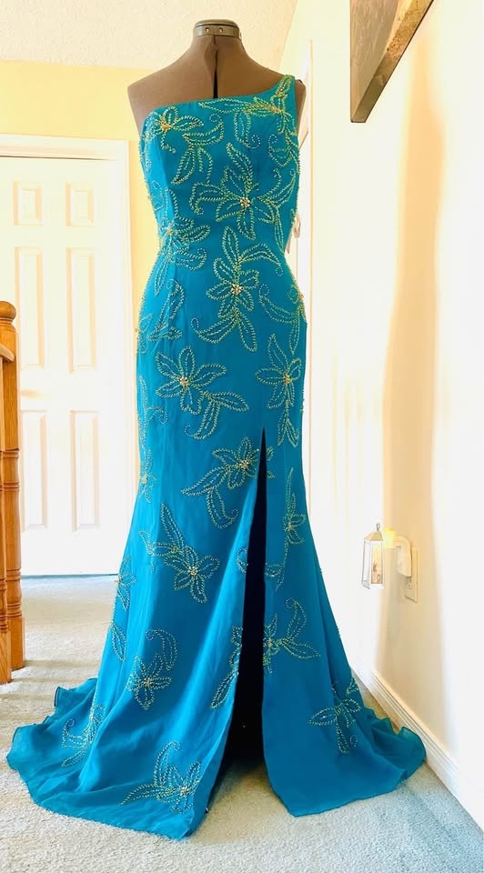 NWT Studio 17 Elegant Blue Beaded Mermaid Evening Gown - photo 4