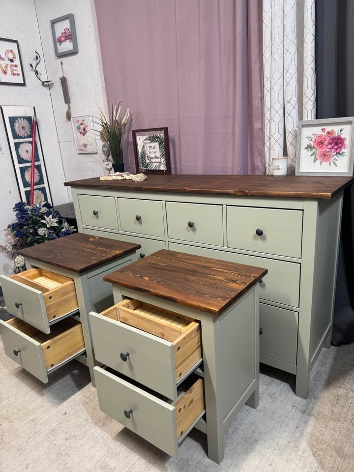 Hemnes Dresser Set with 2 Nightstands - Refinished - photo 3