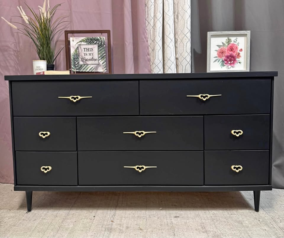 Dresser for sale in excellent condition- refinished