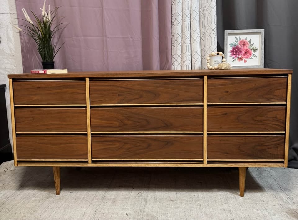 Mid Century Modern Walnut Dresser / Credenza – Solid Wood - photo 5