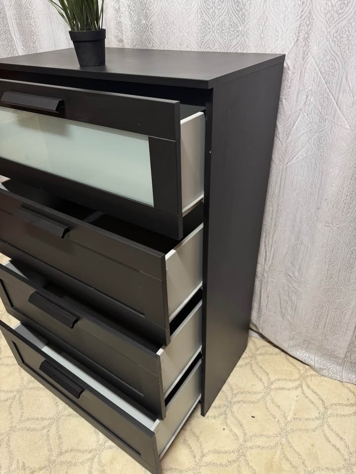 Ikea Dresser for sale in good condition - photo 4