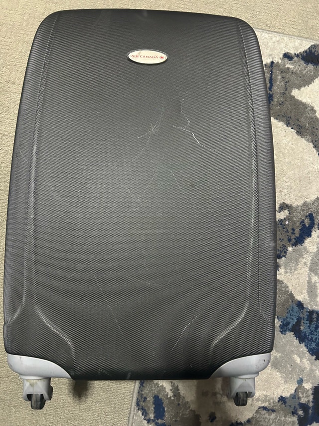 Air Canada Hard Shell Spinner Wheels Check-in Luggage - photo 2