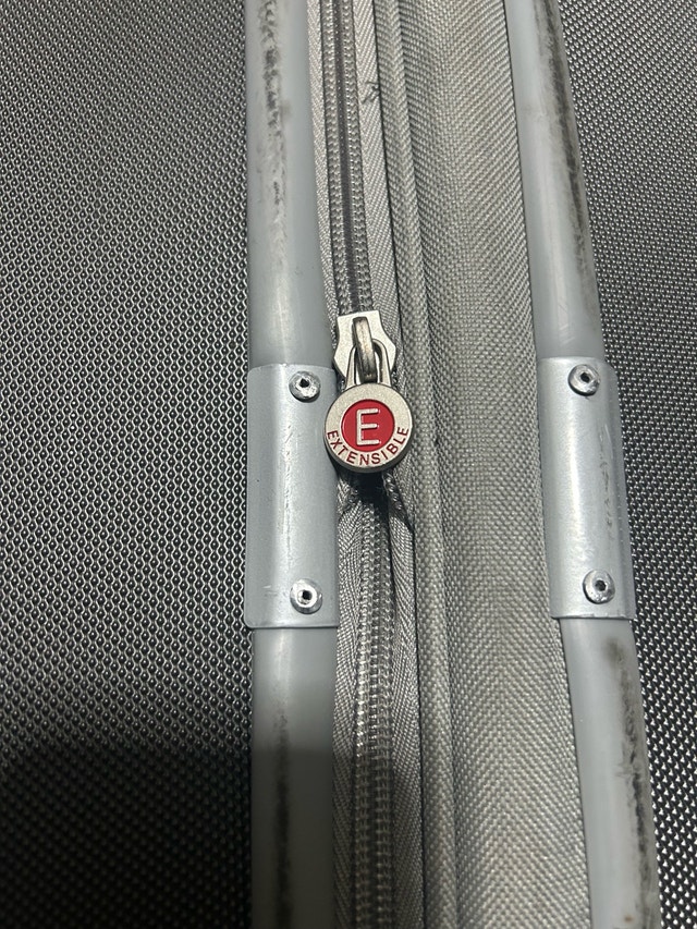Air Canada Hard Shell Spinner Wheels Check-in Luggage - photo 5