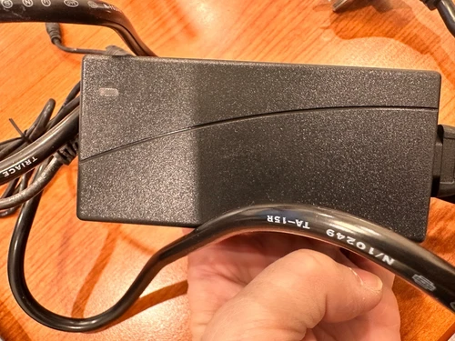 KLST 12V 4A Power Adapter Charger - Model 120040000 - photo 3
