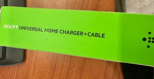 Belkin Universal Home Charger +10W, 2.1A, Open Box - photo 3
