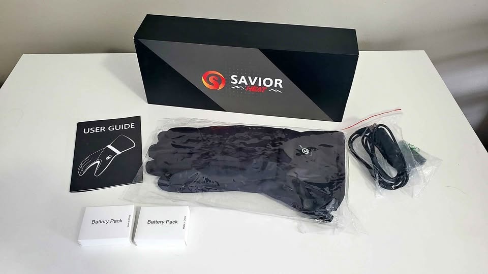 SAVIOR HEAT Heated Gloves Size: M-L $70 OBO