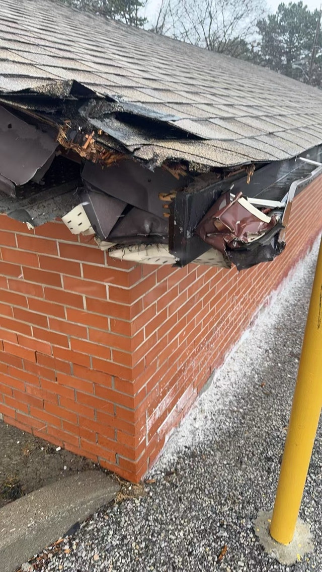 Shingle Roof Repair Services - photo 2