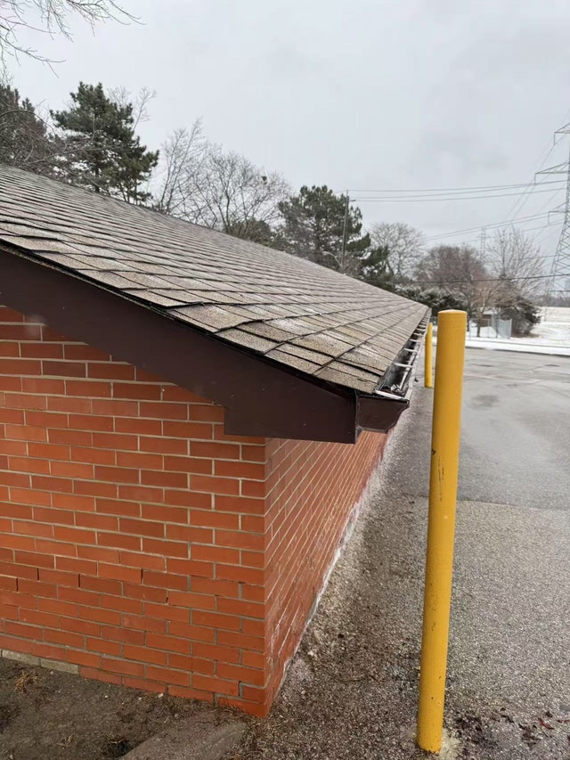 Shingle Roof Repair Services - photo 3
