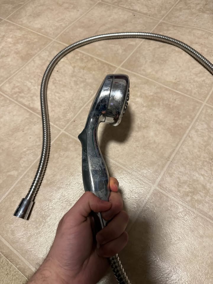 Shower head with hose - photo 3