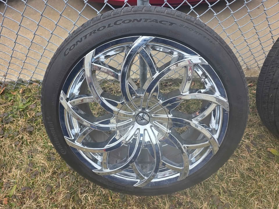 20 inch wheels (Full Set) w/spare rim - photo 5