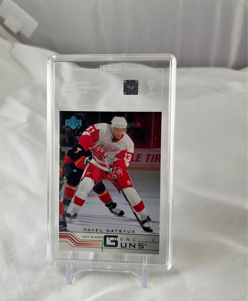 Pavel Datsyuk Young Guns Rookie Card TAG 9 - Detroit Red Wings