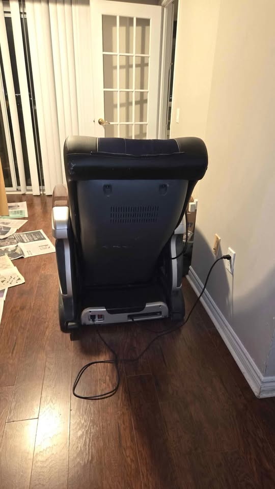 Full body Massage chair - photo 2